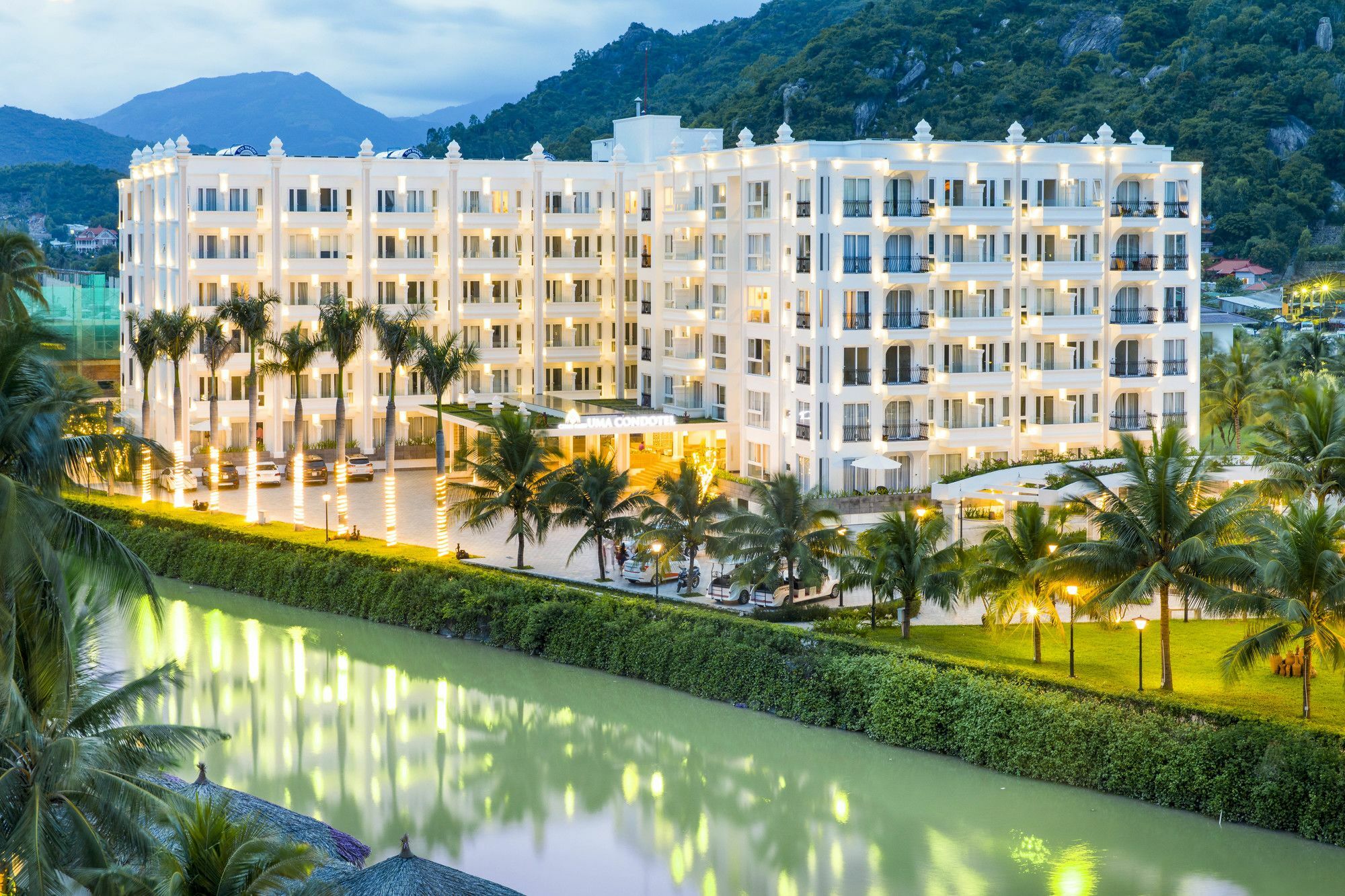 Cham Oasis Nha Trang Resort Condotel Luaran gambar